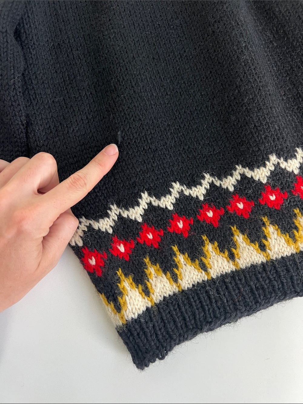 Hand knit in Norway 100% wool mothproof fair isle cardigan long sleeve sweater 6 - Picture 14 of 14